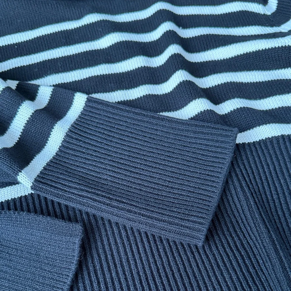 GAP Black and White Striped Turtleneck Sweater - Picture 5 of 5